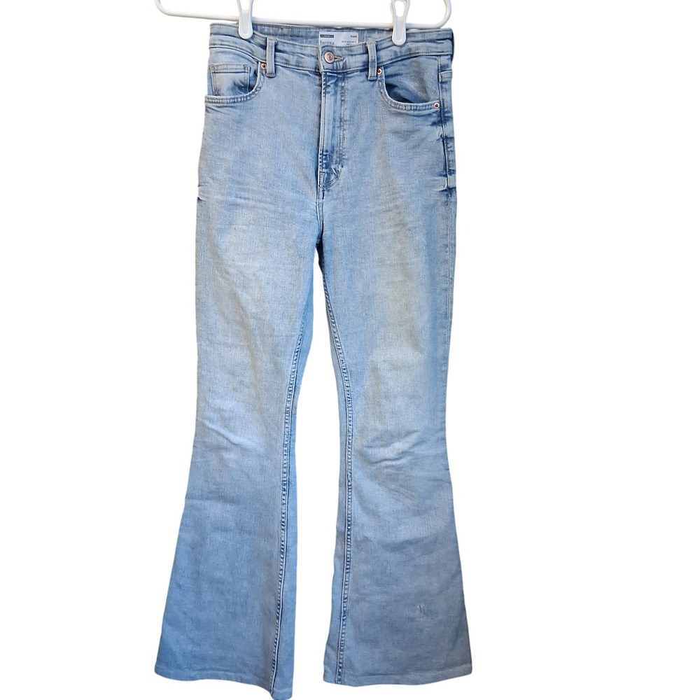 Bershka Jeans Flare Sz 6 Light‎ Was EUC